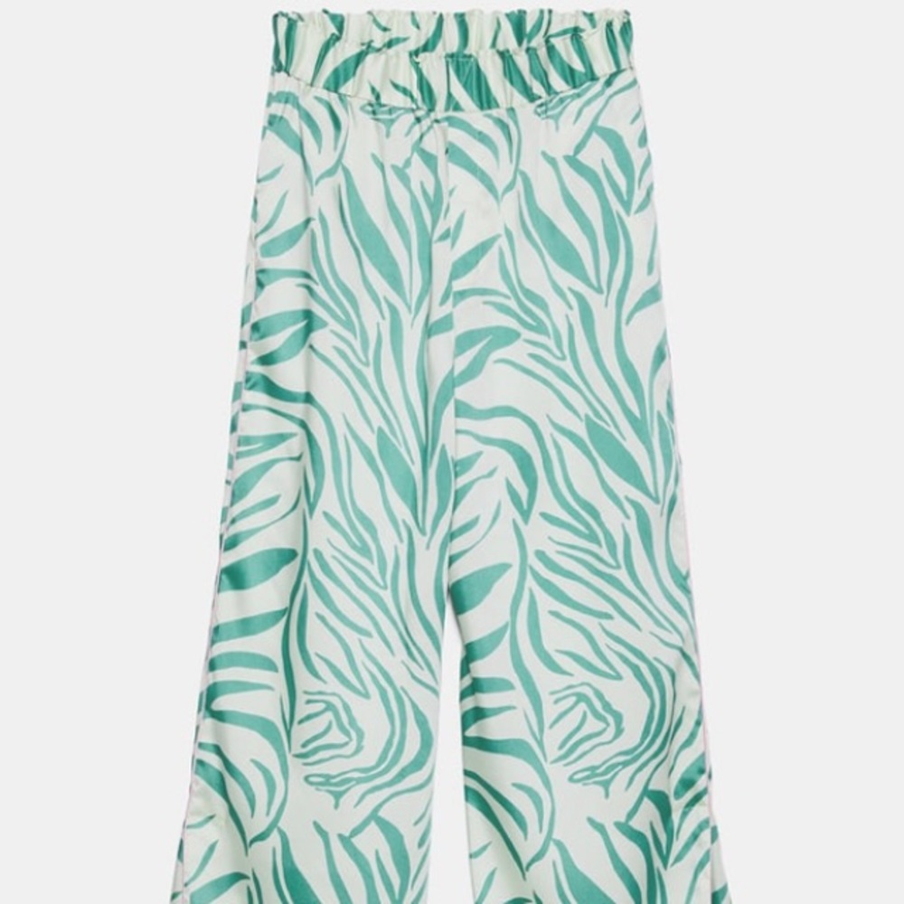 Zara green/ ecru print pajama style top and pants matching set NWT - Picture 5 of 6